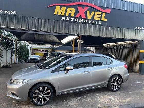 HONDA CIVIC 2.0 LXR 16V FLEX 4P AUTOMÁTICO HONDA CIVIC 2.0 LXR 16V FLEX 4P AUTOMÁTICO